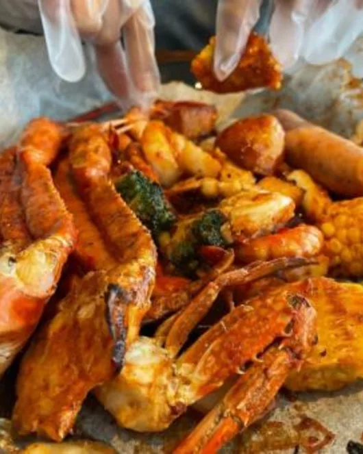 手抓海鲜自助套餐（含饮料吧）